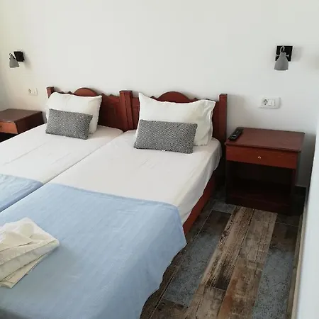 Maria's Aparthotel *