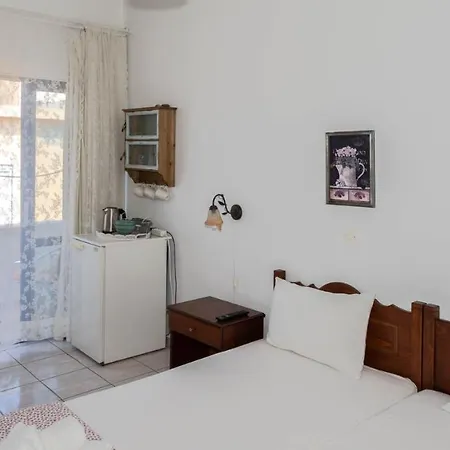 Maria's Aparthotel Palaiochora